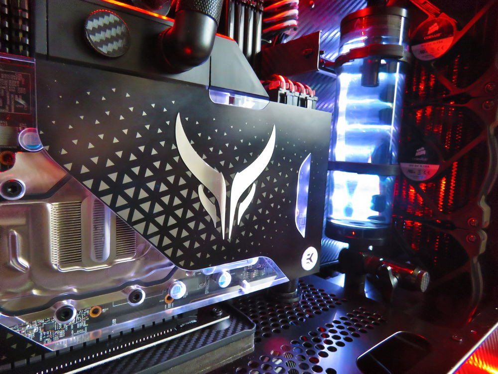 Once supporting dual 290x's, now supporting the beautiful Powercolor 5700XT Liquid Devil