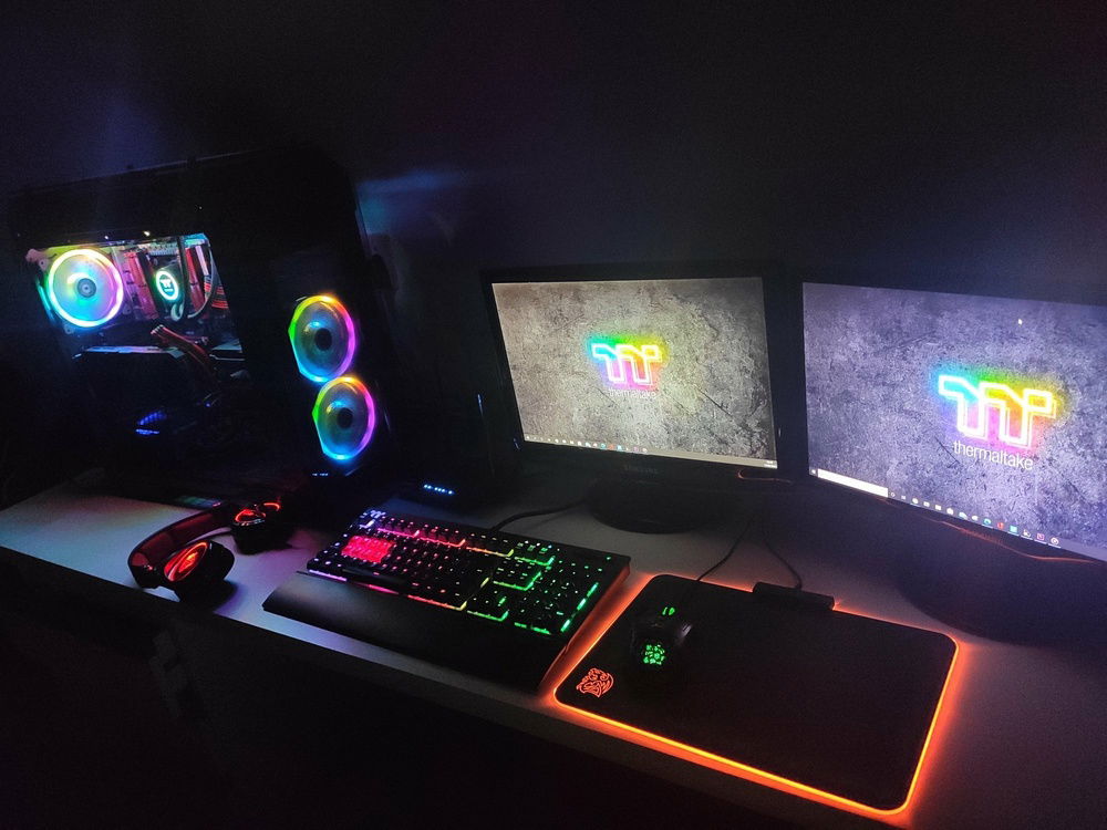 A night view showing the entire RCStart project.