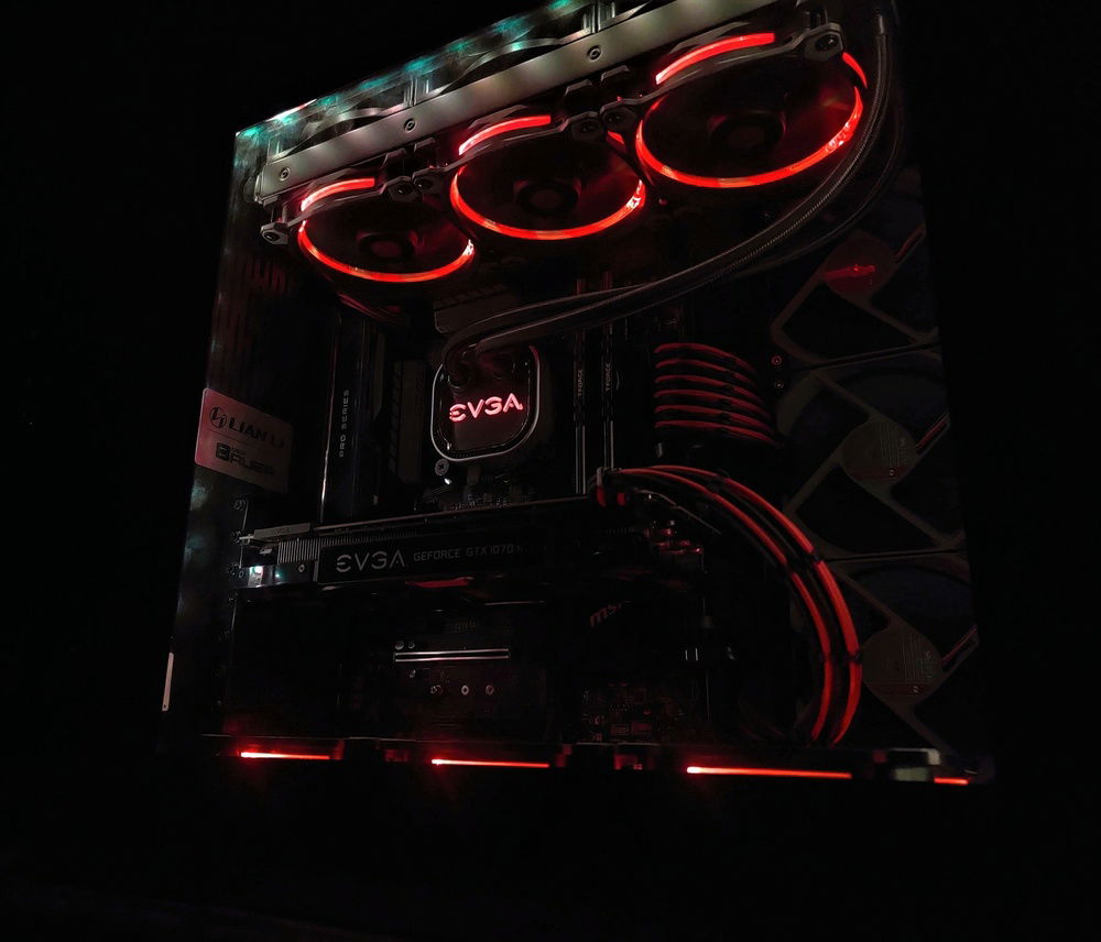 V1.5: Black Mesa. (V1.5 included an MSI Z270 SLI, 7600K, and 32GB of TeamGroup T Force Vulcan Z @ 3200MHz).