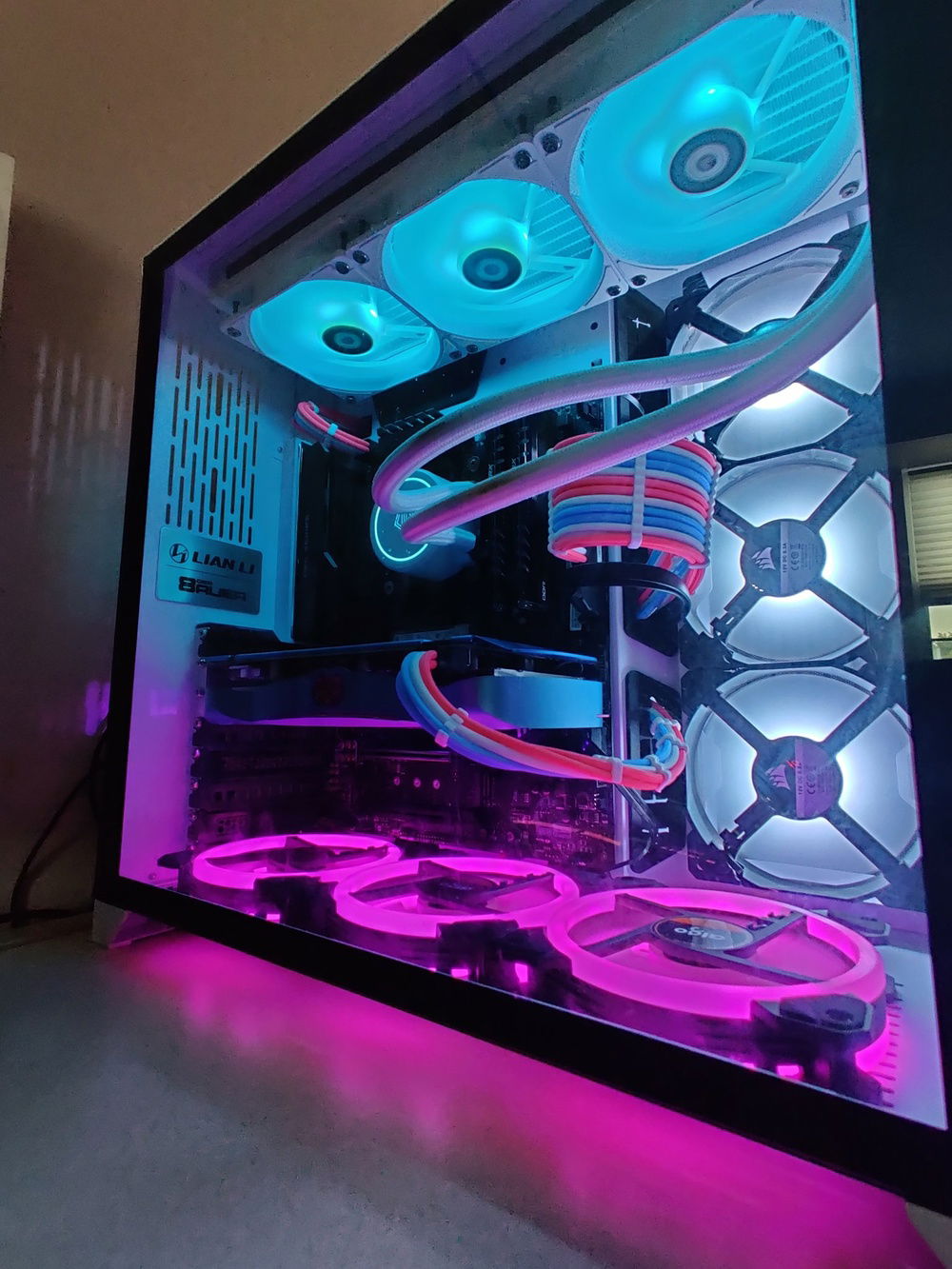 Part 3: This was when I swapped out the ASrock H370M and Pentium G5400 with my machine's old MSI Z270 SLI and i5-7600K. The HyperX Fury was replaced with 16GB of Avexir Core LED DDR4 @ 2400MHz.