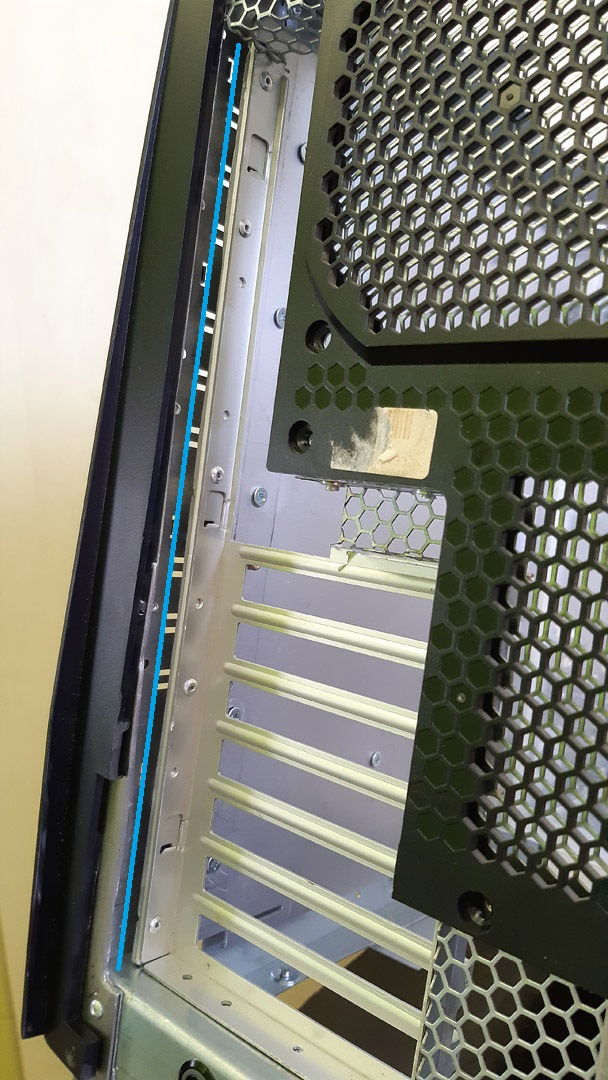 Lightbar will be palced in the blue line