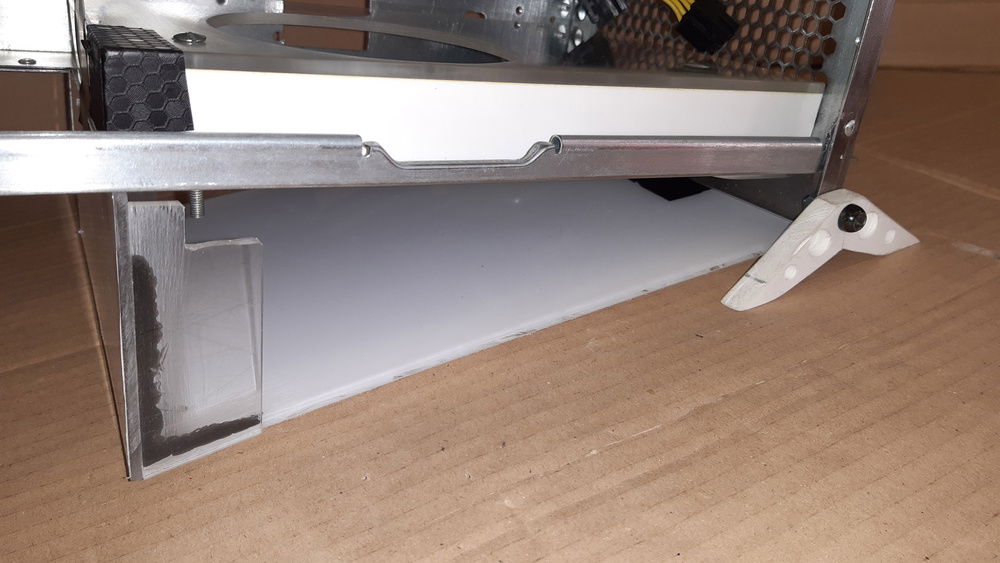 The wires distribution cover