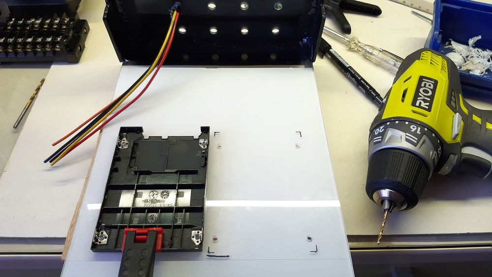 2.5" HDD/SSD support