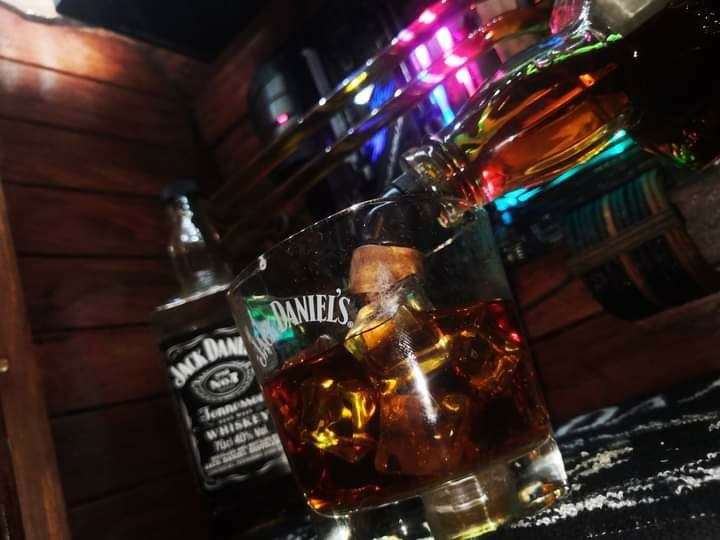 On The Rocks Jack daniel's » builds.gg
