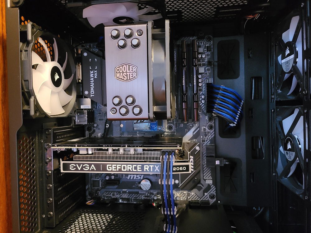 Interior w/ lighting off