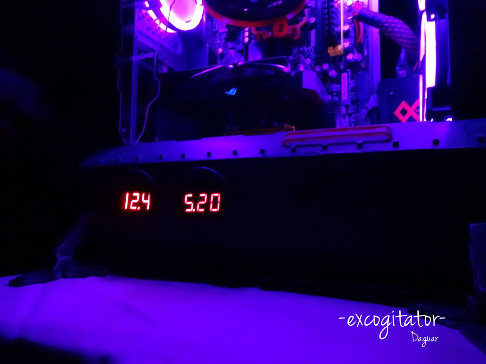 12v and 5v output indicator lights from psu