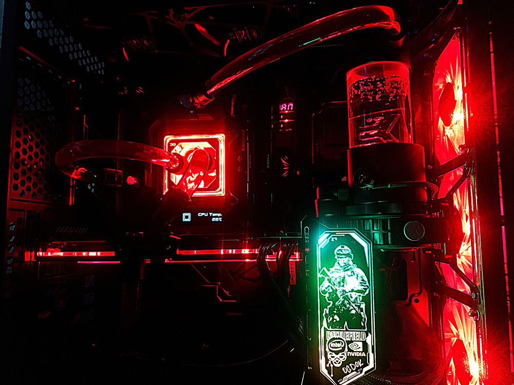 Gehäuse: Ponos TG Midi-Tower, Tempered Glass (3 Front RGB Lüfter, 3 oben, hinten 2 und einer vor der SSD)