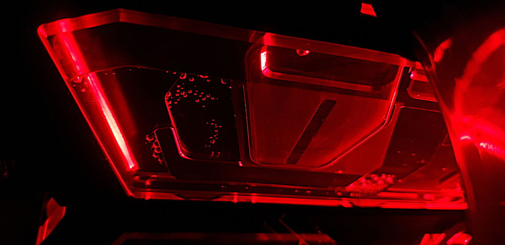 GPU: KFA² GeForce RTX 2080 Ti EX (1-Click OC)
Watercool HEATKILLER® IV for RTX 2080 Ti - ACRYL Ni-Bl RGB