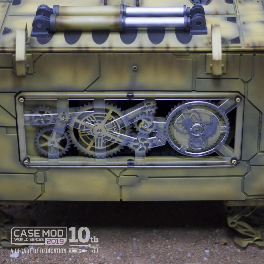 gears that move using a 1.5v hdd sensor