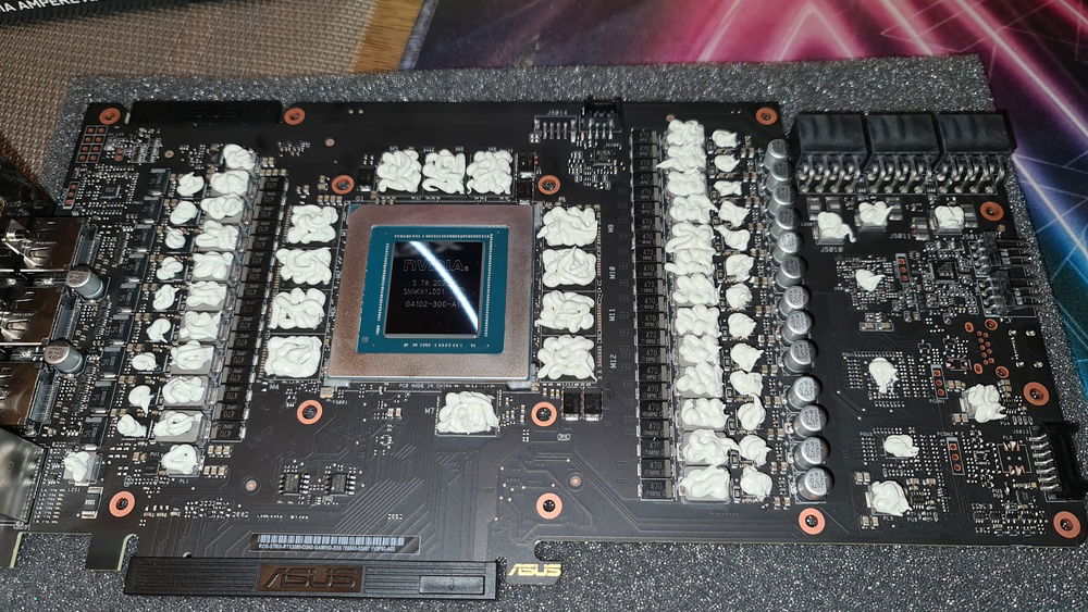 For this K5 pro paste I was almost lynched, called a fool and an idiot on the Polish forum. At the moment it is as it is, the card does not heat up, but I have already ordered Thermal Grizzly minus pad 8.