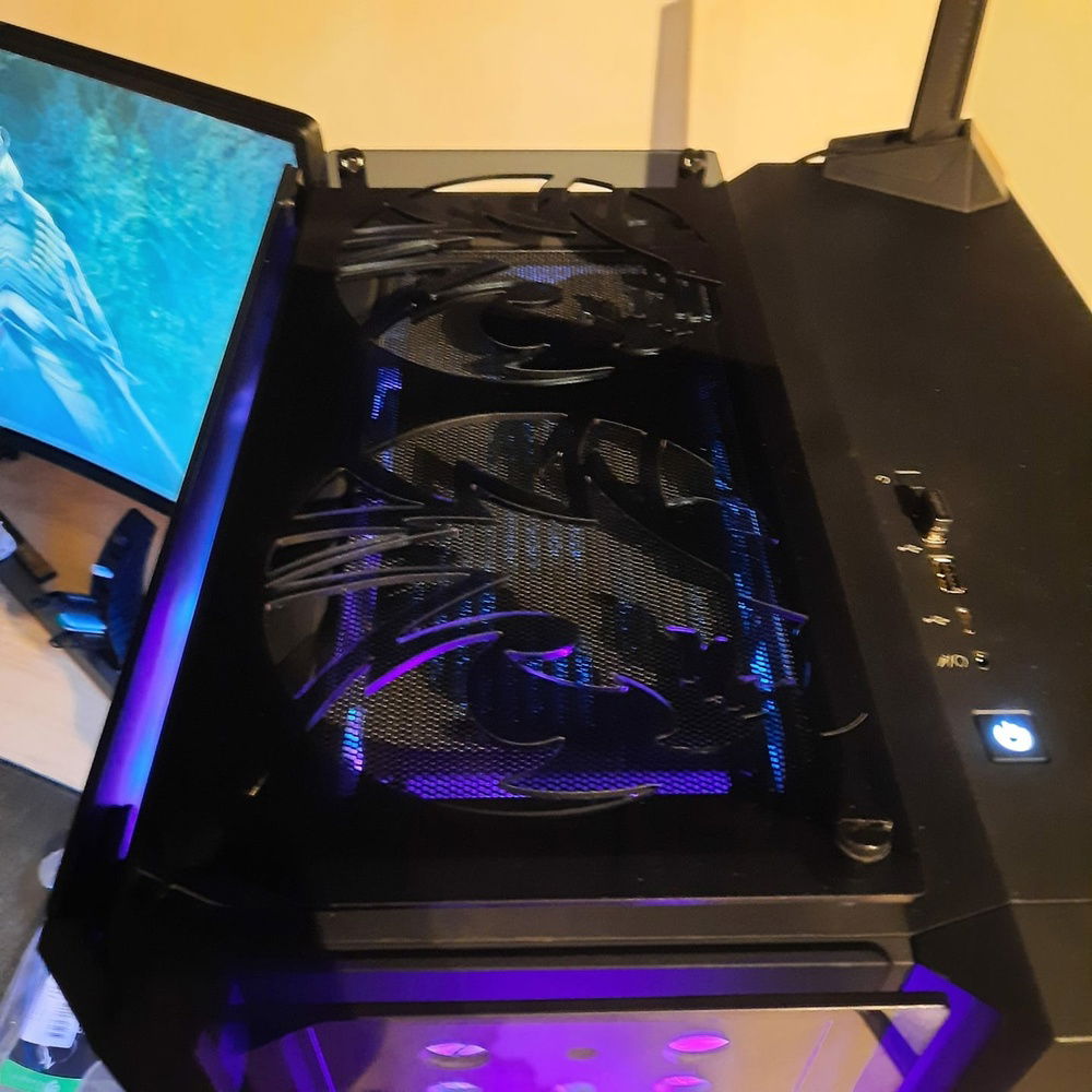 If the standard cover blocks to much heat, then we just make one ourselfs.