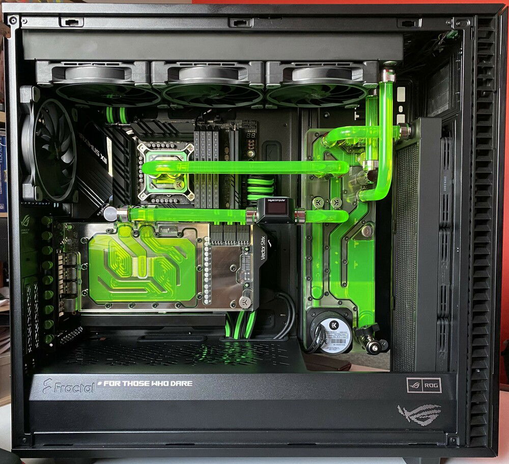 Leak test - no leak ;) time to power the beast on