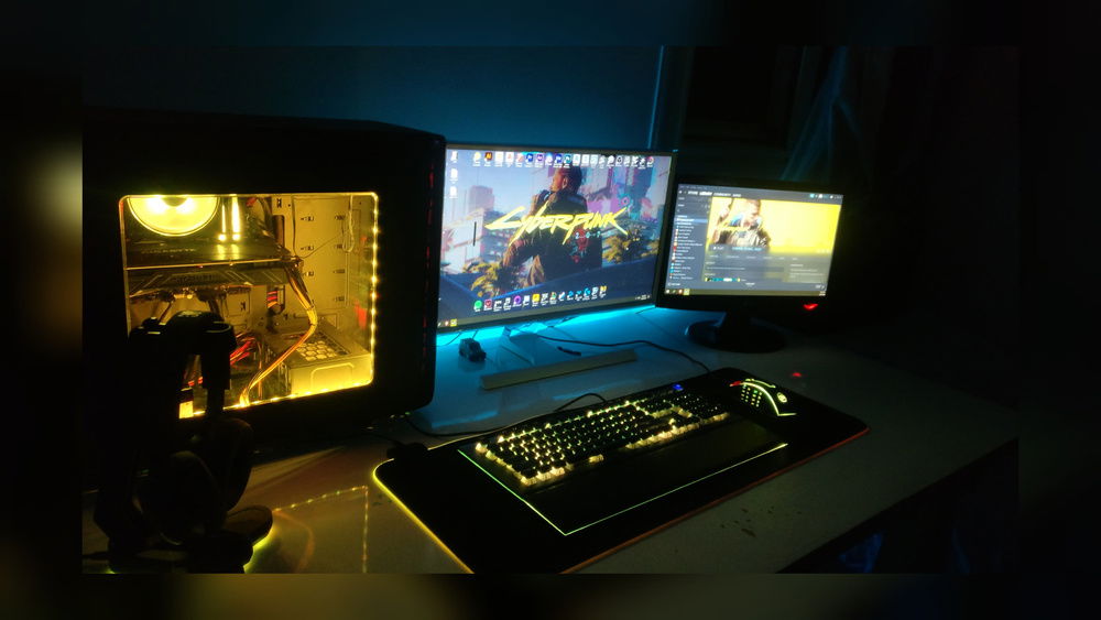 my setup! cyberpunk theme