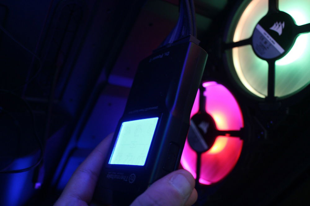 Testing my custom 24-pin cable. Blue screen on the Dr. Power II device confirming proper pinout and power delivery.