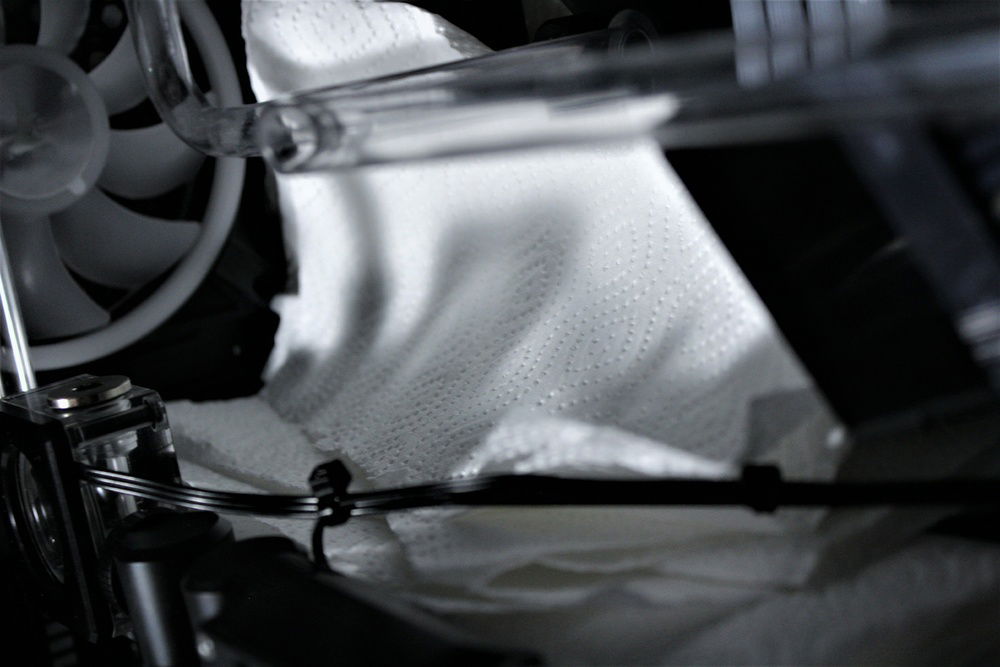 (Old  Design) Preparing system for leak testing.