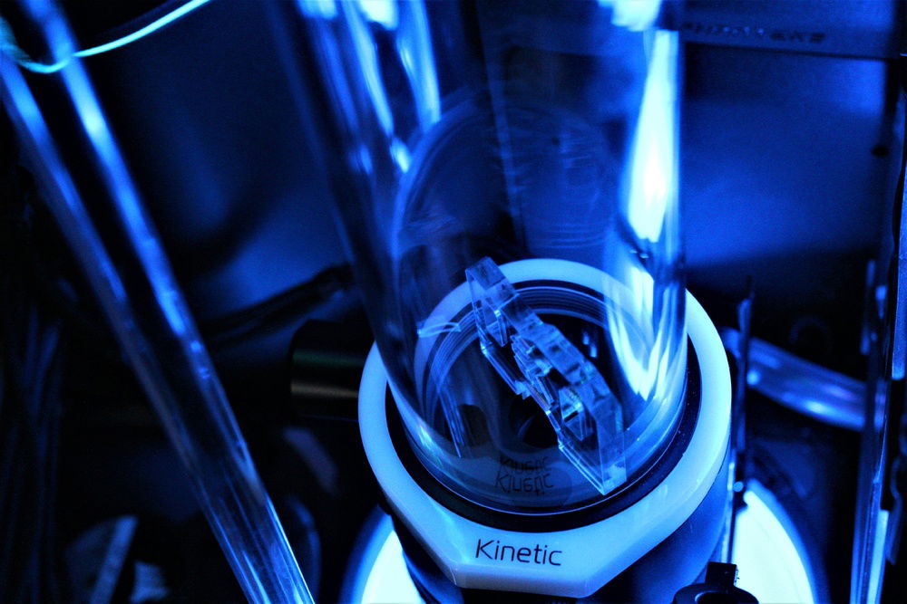 (Old  Design) Preparing system for leak testing.