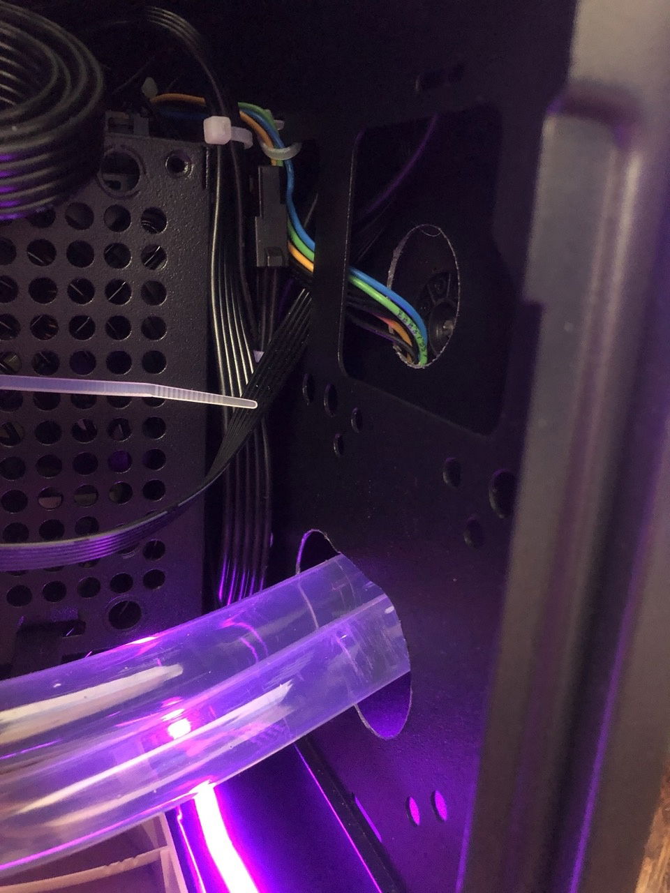 Cutout in front for tubing (internal)