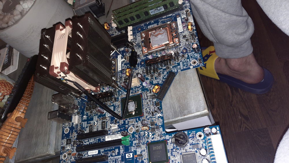 The new cooler, and reapplied some more thermal paste