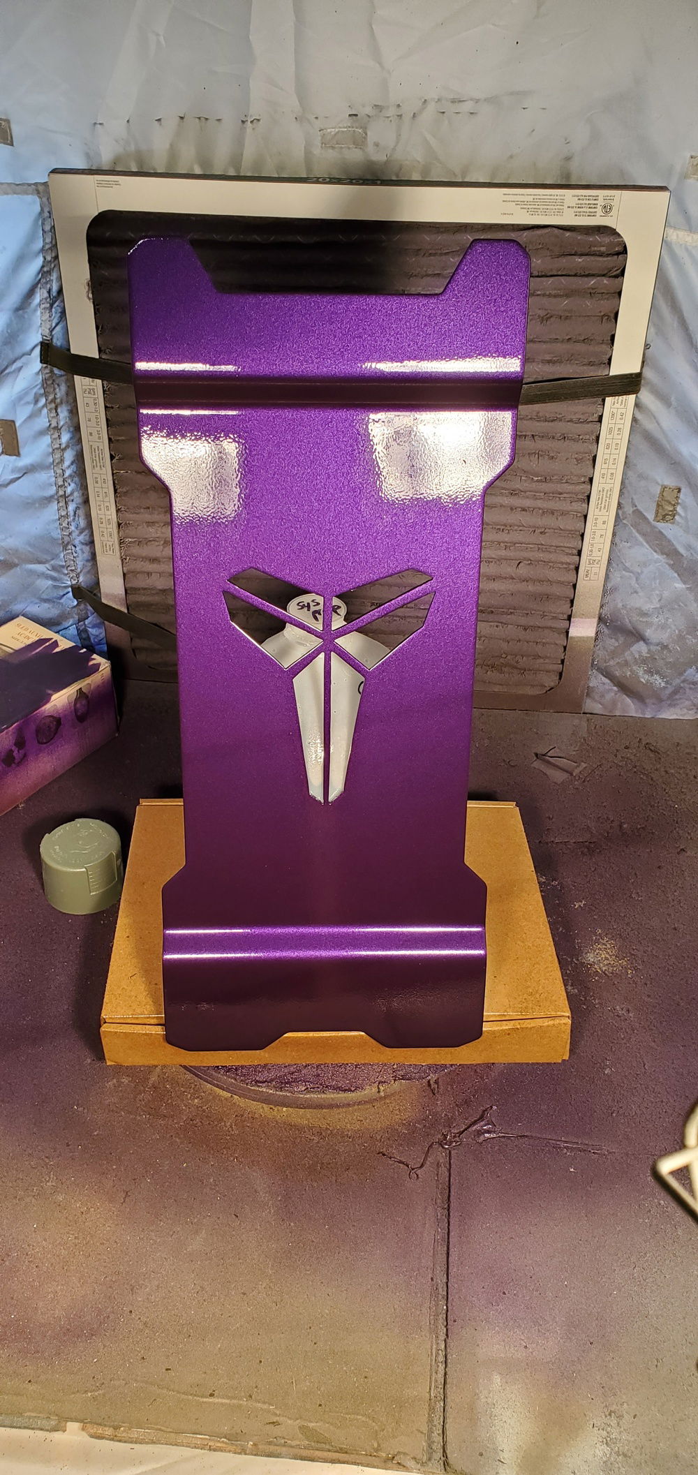 2k clear coat...

Still have to wet sand it...