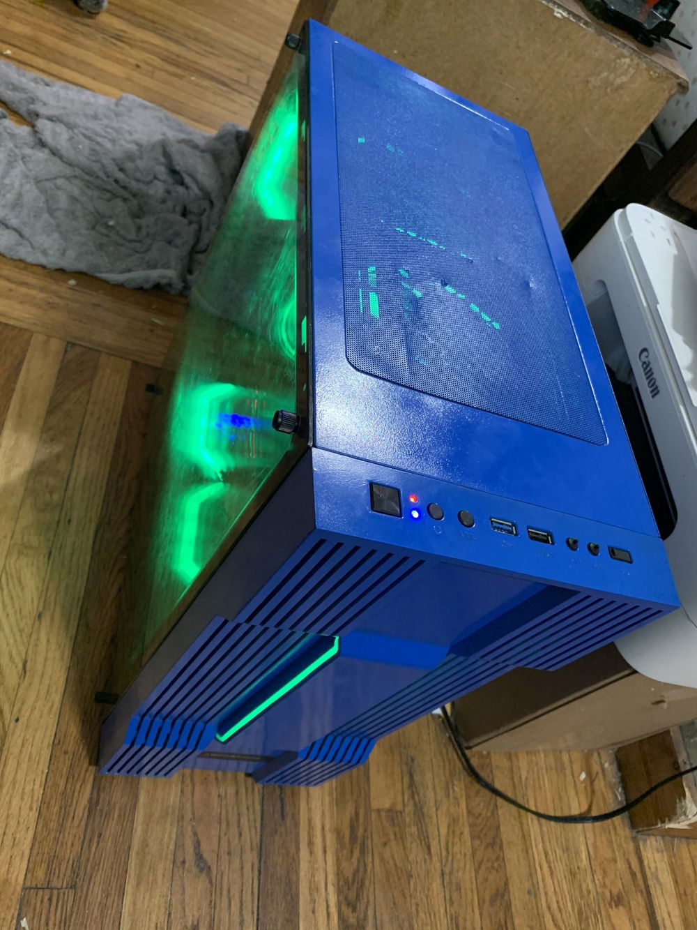 I painted the case it will be a Superman case when all done