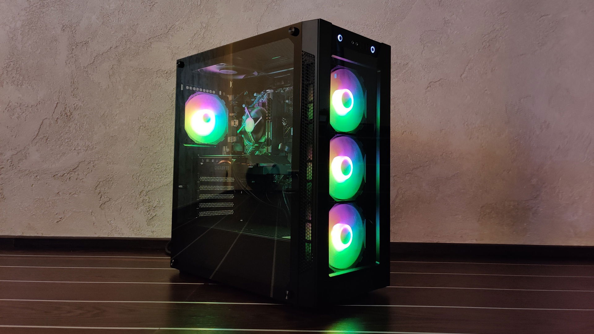 $900 Gaming PC - RTX 2060, i5 » builds.gg