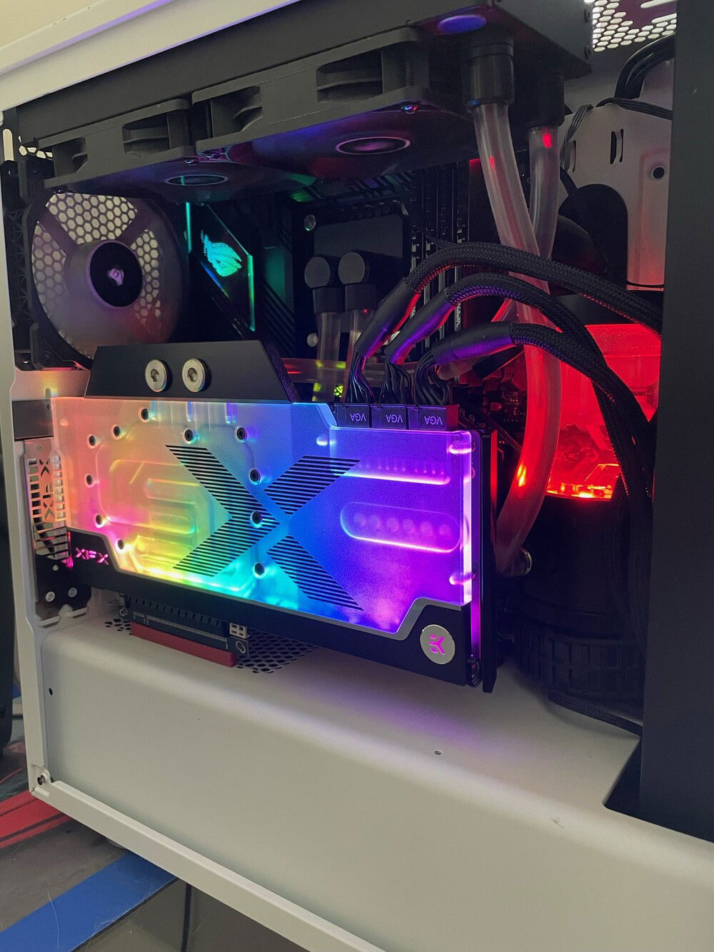 Carbide 275R 11900K 6900 XT Custom Loop » builds.gg