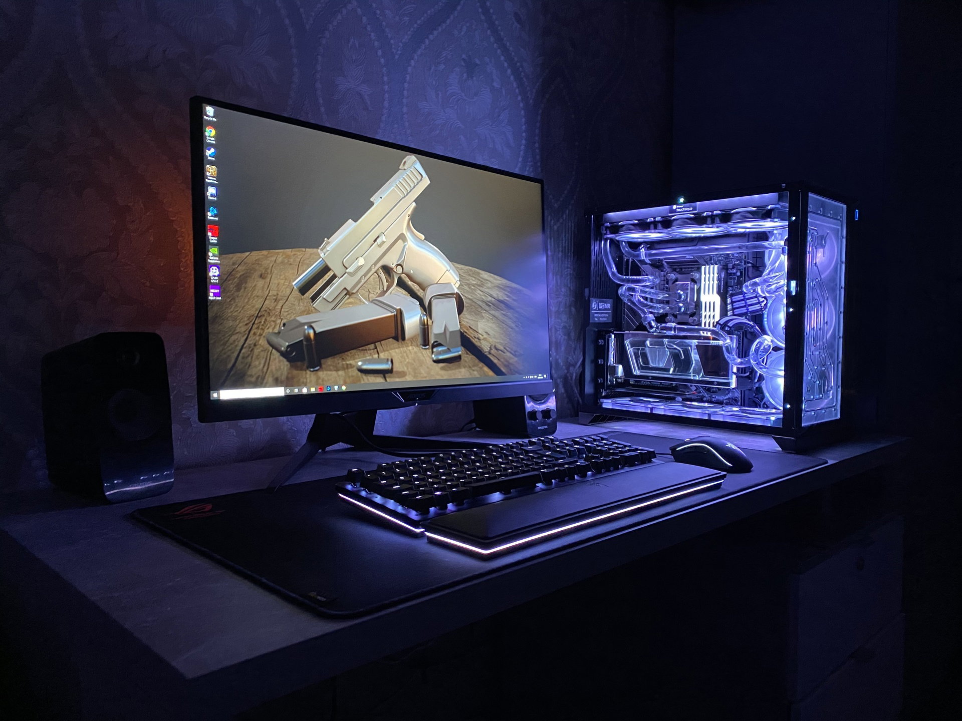 Lian-Li PCMR 011 Dynamic Case » builds.gg
