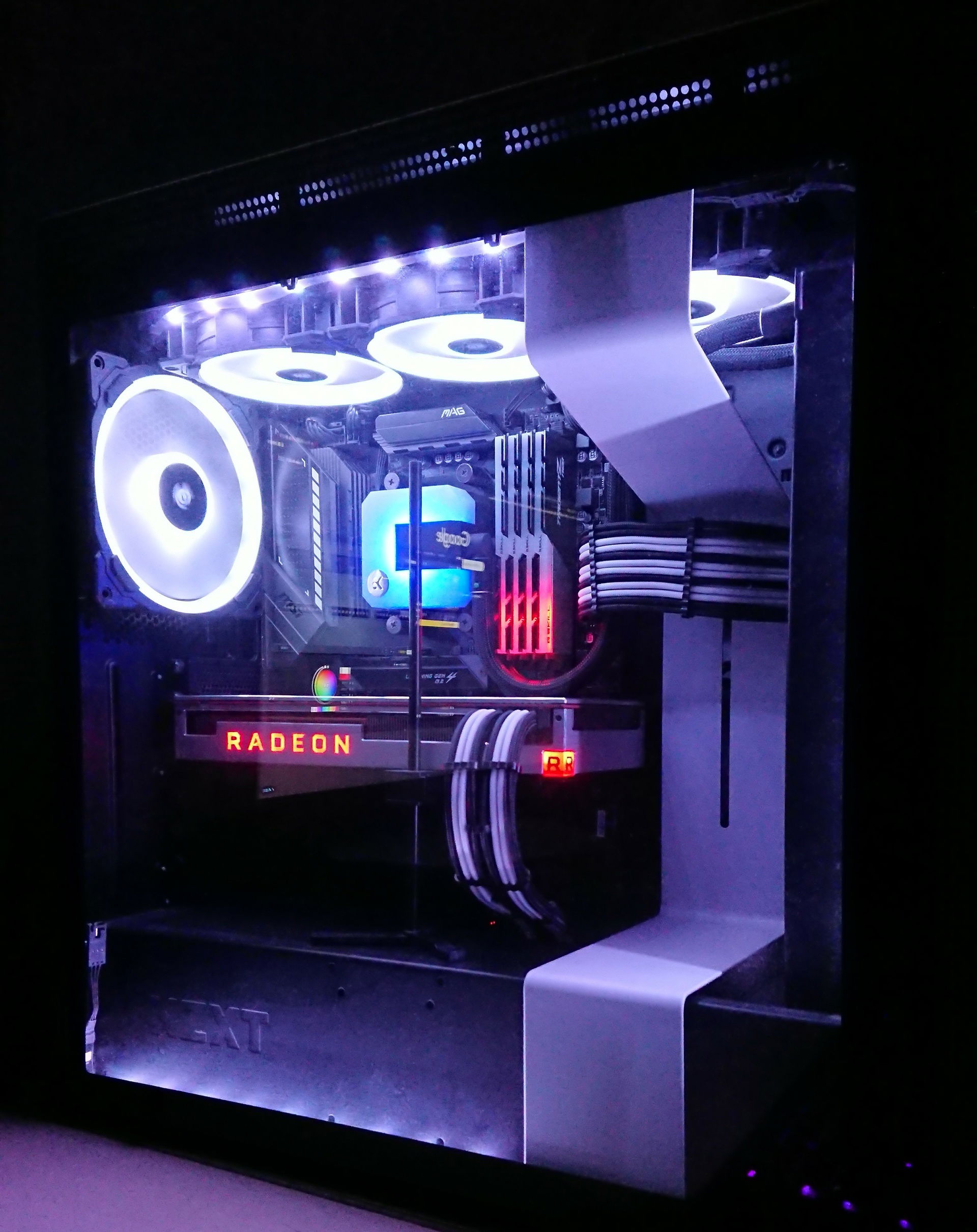 Ryzen 7 5800X & Radeon VII (with 2B) » builds.gg