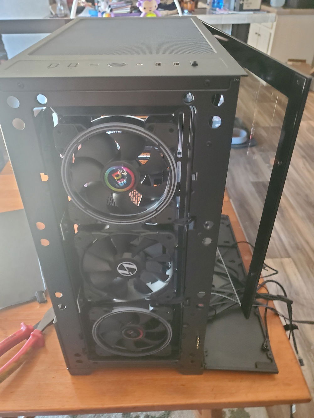Took all the fans out that came with the case and replaced them with DS argb 120 and 140 mm fans