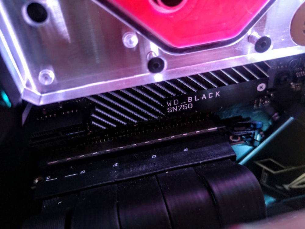 WD Black NVME 1TO PCIE Cooled by EKWB