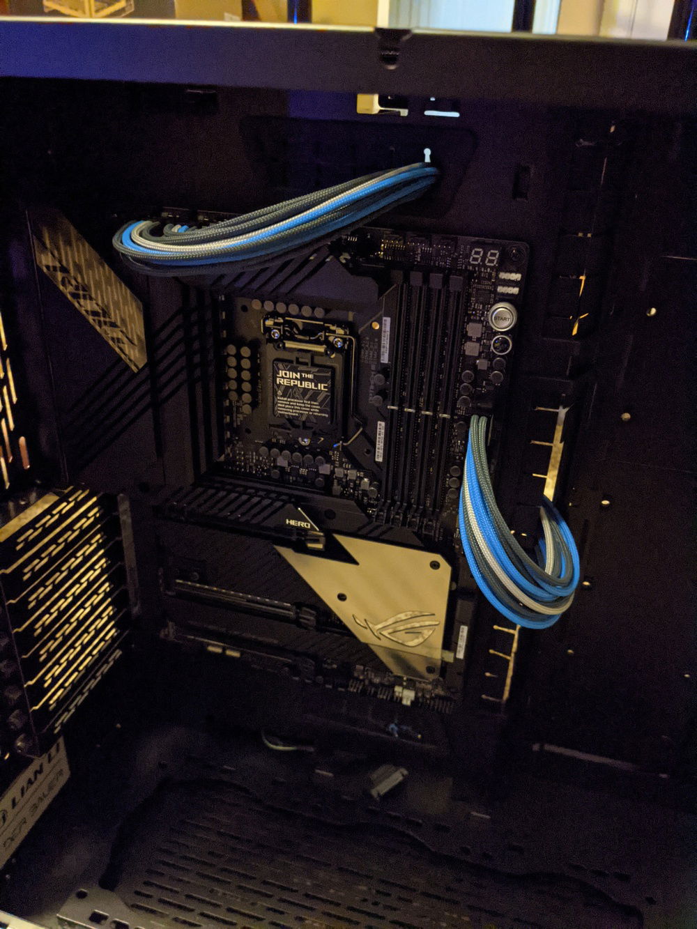 Test fit of the EPS and 24-pin cables inside the case to get an idea how they will look when finished. Planning to clean them up with cable combs later.