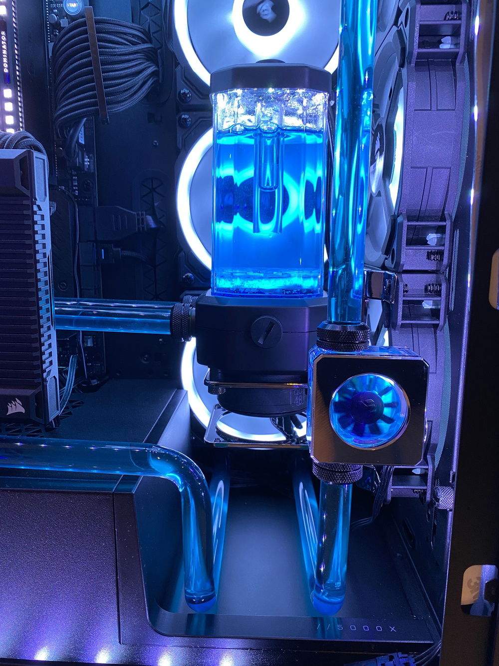 Corsair 5000X - Hydro X » builds.gg