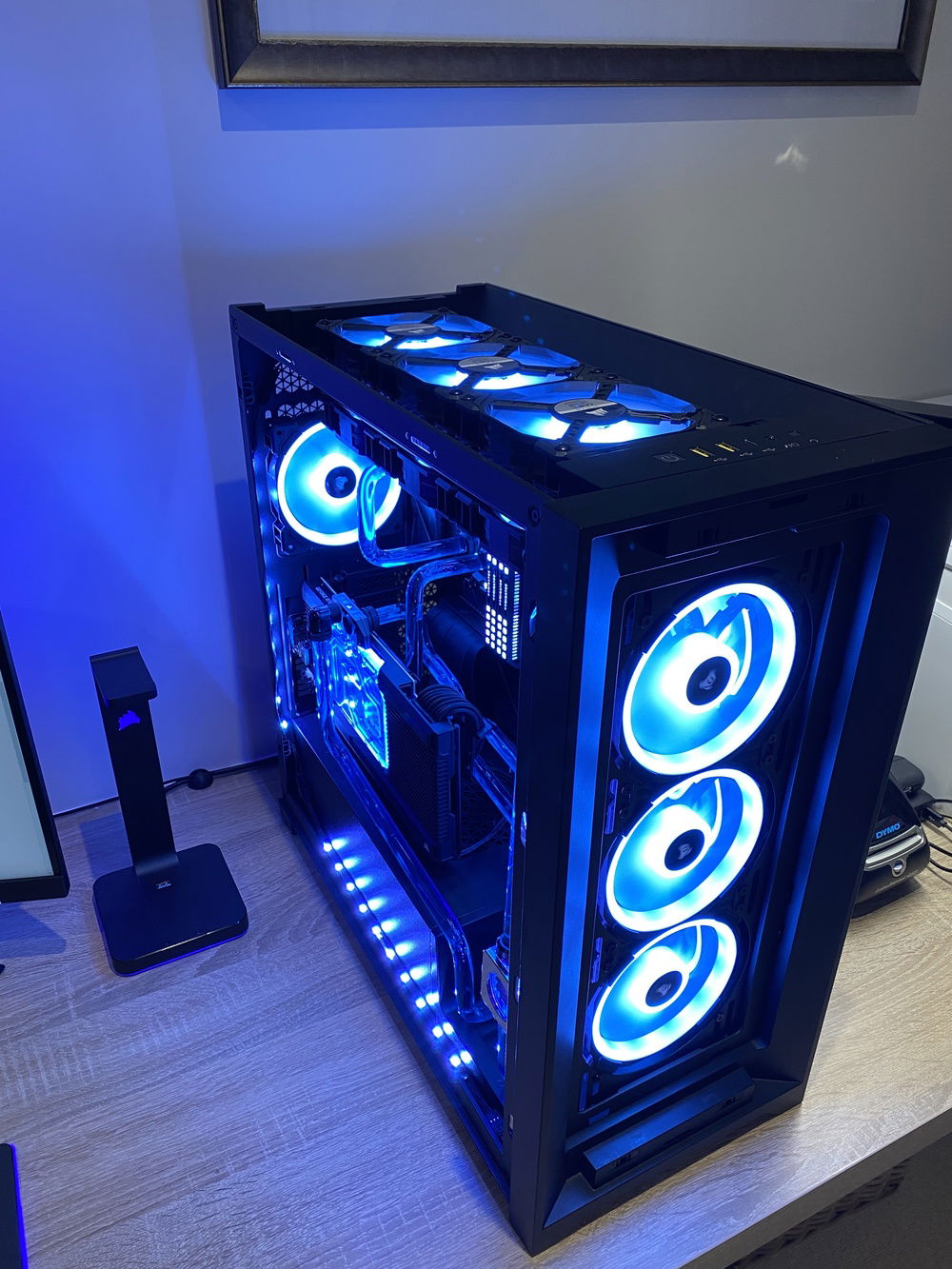 Corsair 5000X - Hydro X » builds.gg