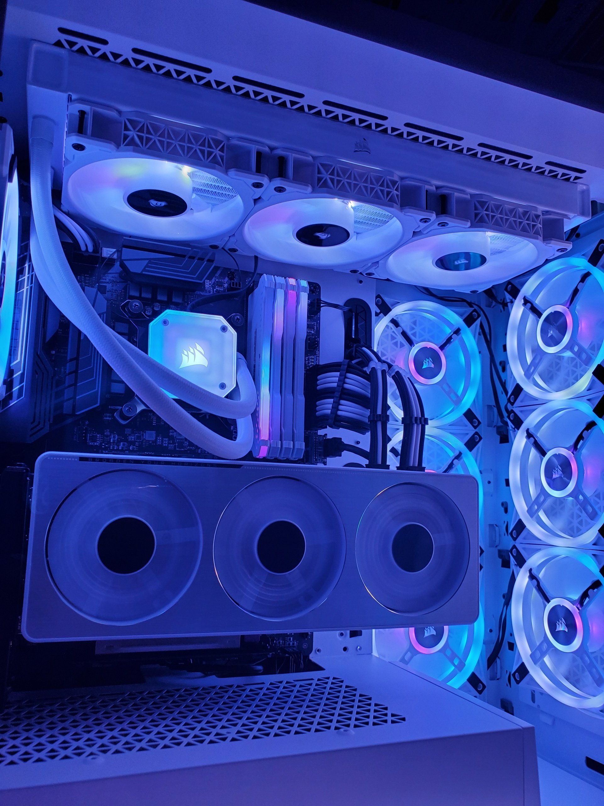 First build with the Corsair 5000D Airflow case! » builds.gg