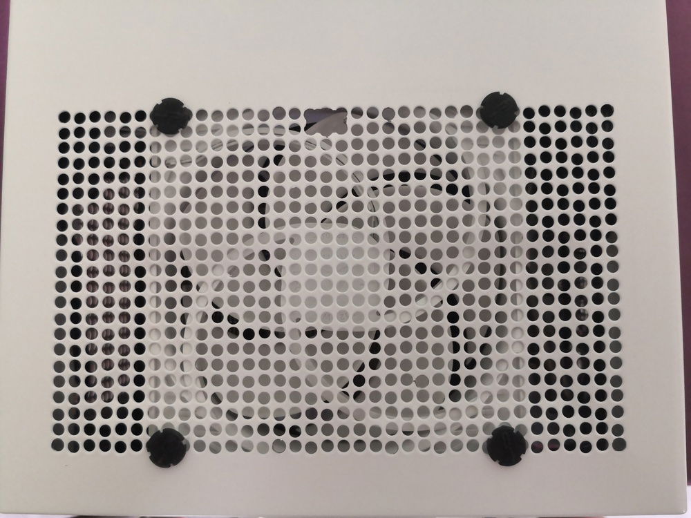 Top view of the Arctic P12 mounted on the top panel.