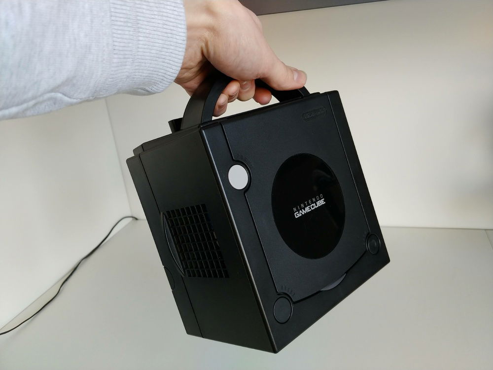 Working carrying handle.