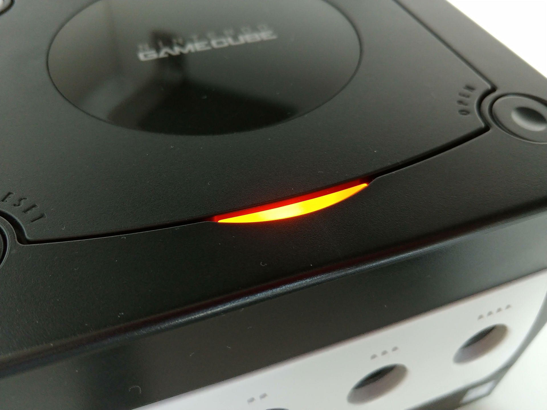 GameCube PC With working controller ports + more » builds.gg