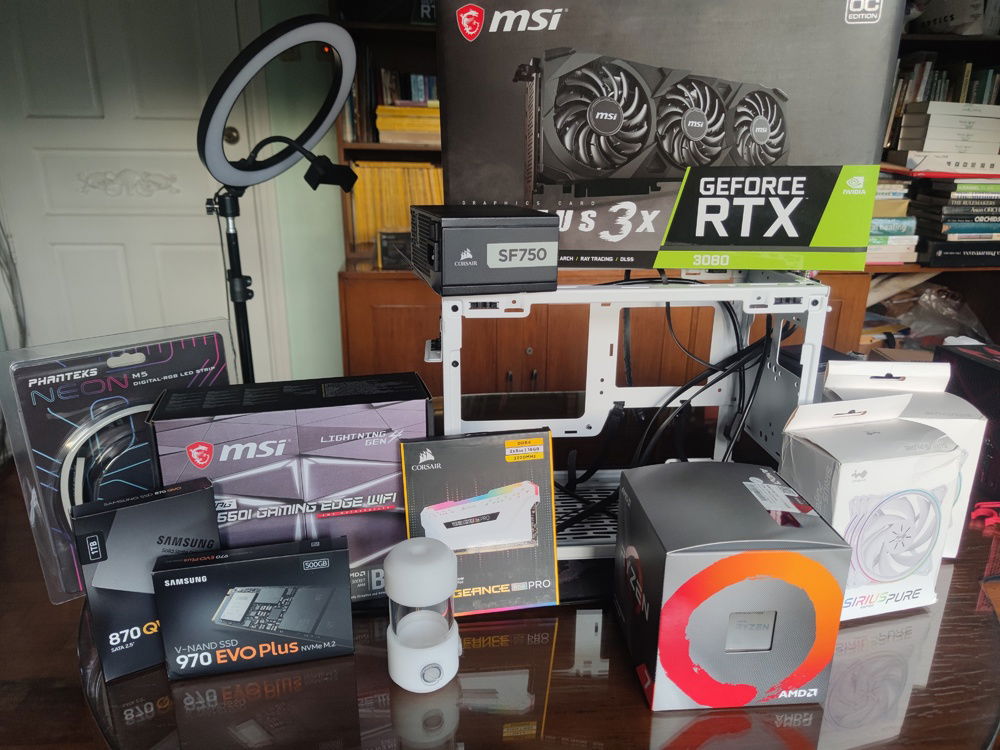 As with most builds, my parts came in slowly, over 2 months. It gave me time to plan out the build and the general theme.