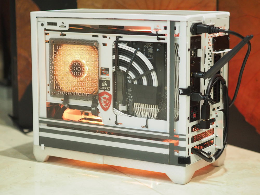 Rear of motherboard cable display