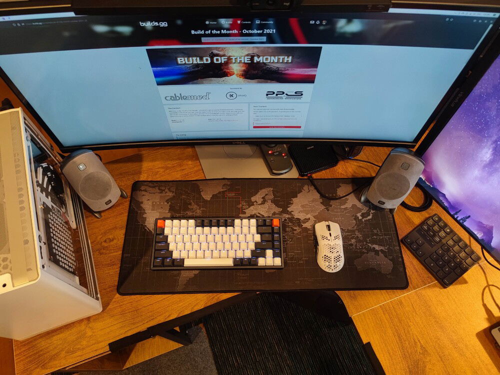 Top view of the work - game space. Speakers were reverted back to my old Logitech Z5300s. For 17 year old speakers, they really rock.