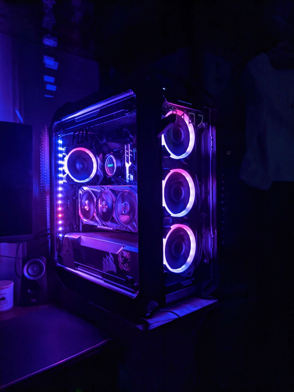 The front panel has washers to make it stick out more for better airflow