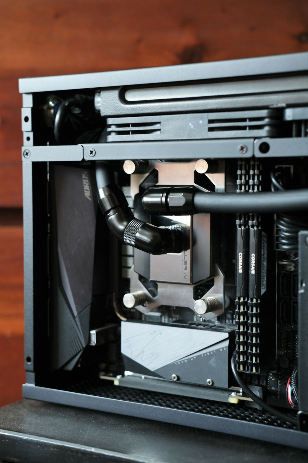 Love the two tone of the HKIV!