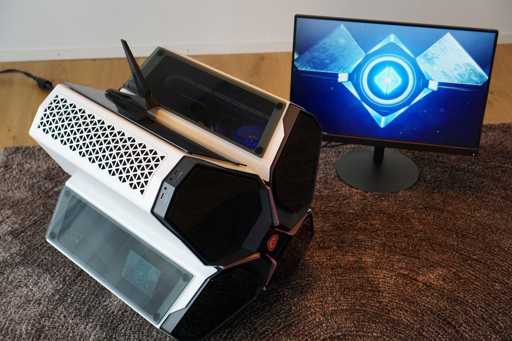 DESTINY makes 24 inch monitors small