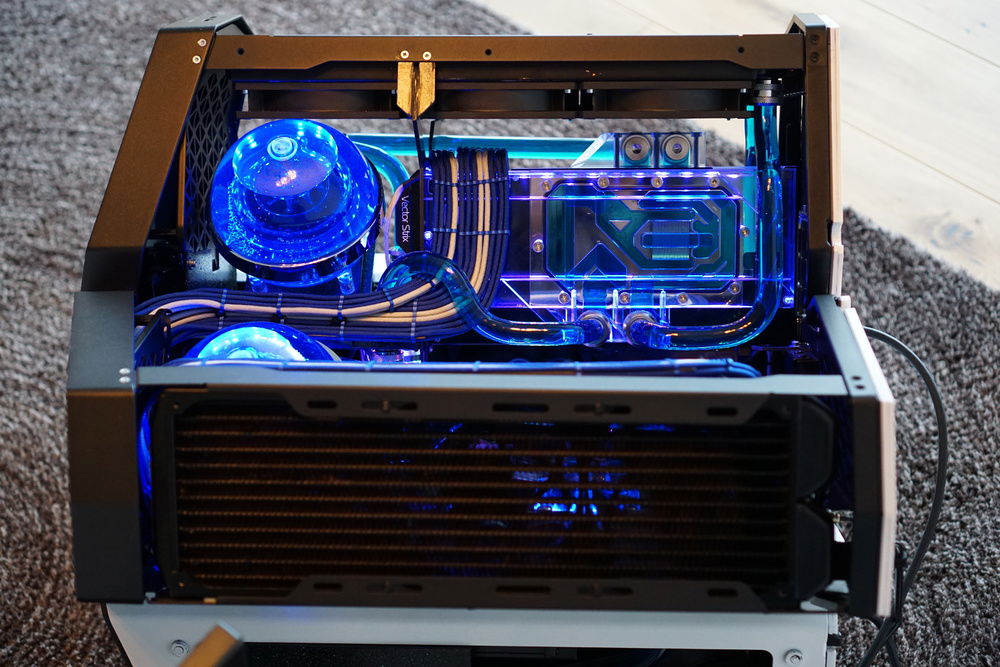 DESTINY GPU backplate cooling extracts a lot of heat from vrams and backside of die