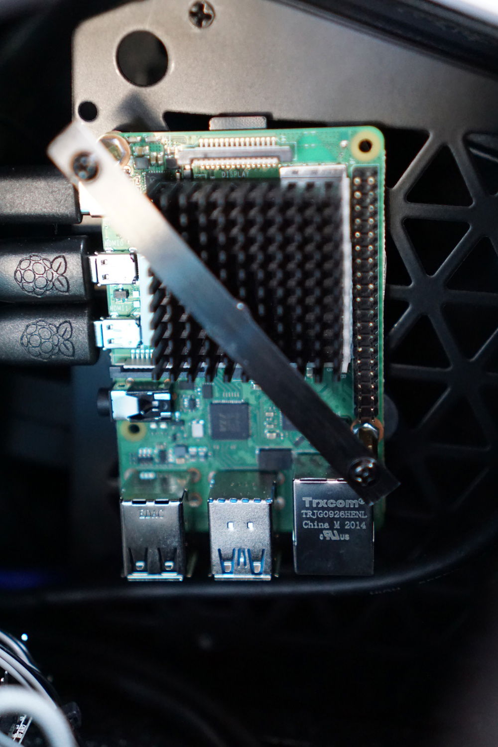 DESTINY Pi 4 the performance info brain in the lower left  bay