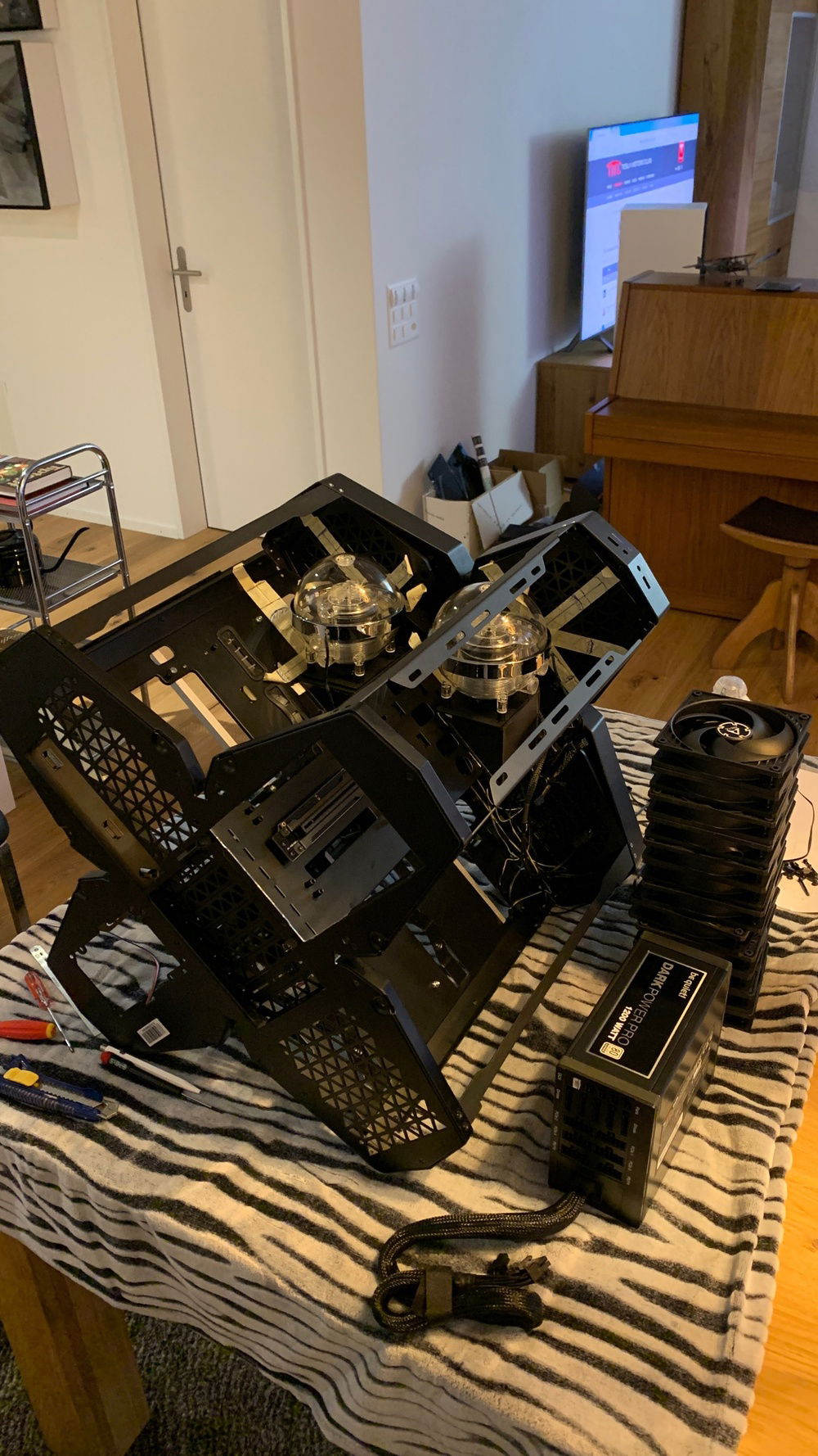 Nice stack of fans, isn't it?