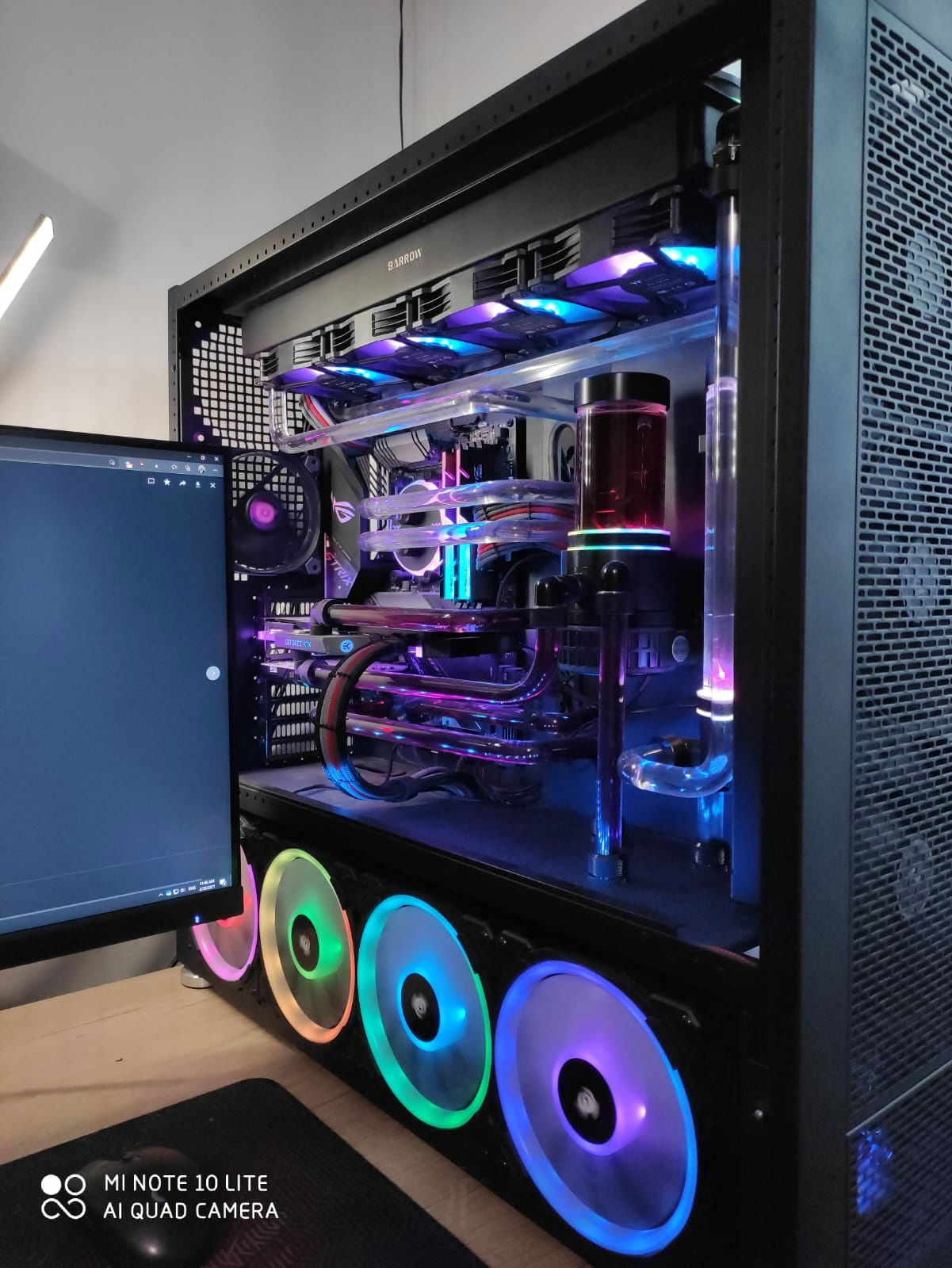 Custom Case » builds.gg