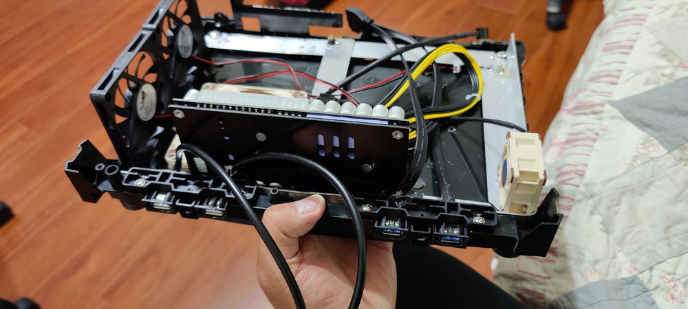 At this point I could still hold this one handed.