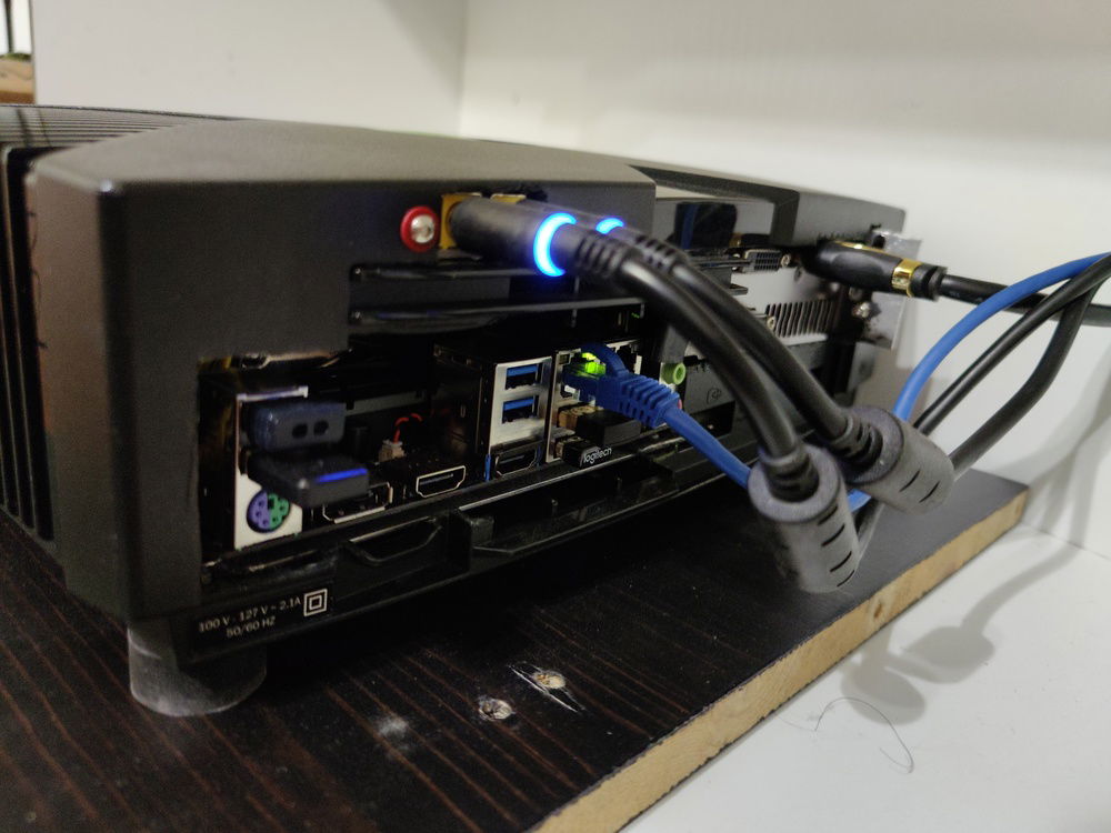 Backside. Not so clean, please don't mind it lol