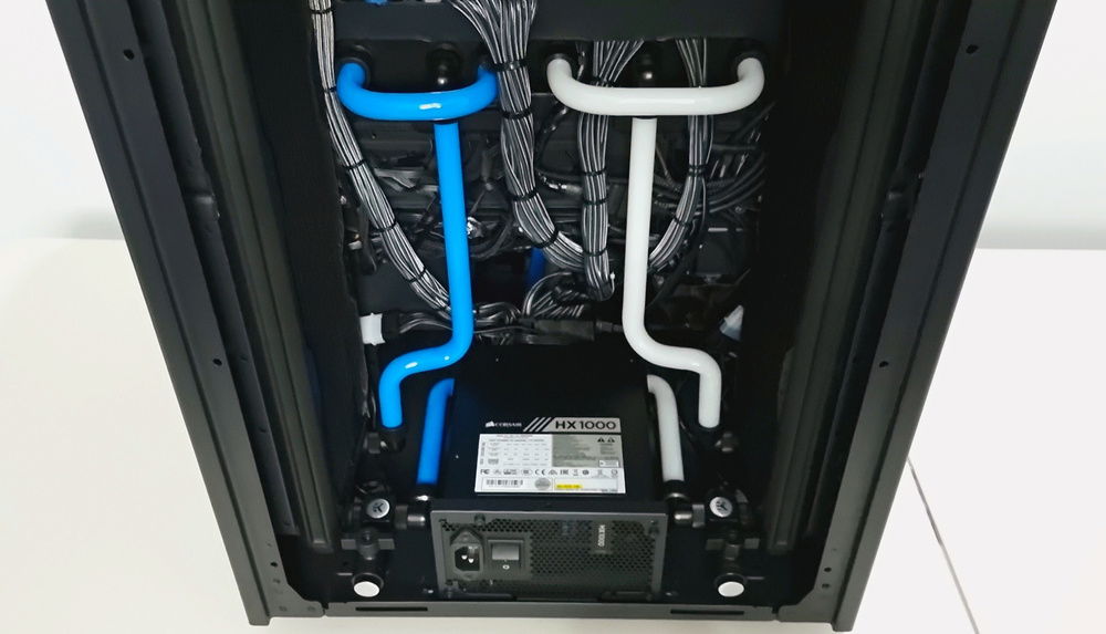 Back of case hardline watercooled